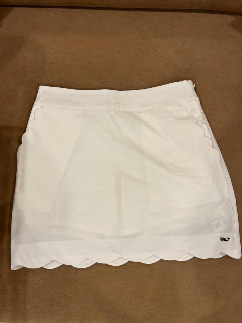 Vineyard Vines white skort size 0